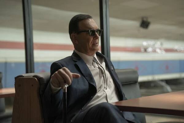 Duster - Podezřívavé mysli - Z filmu - Patrick Warburton