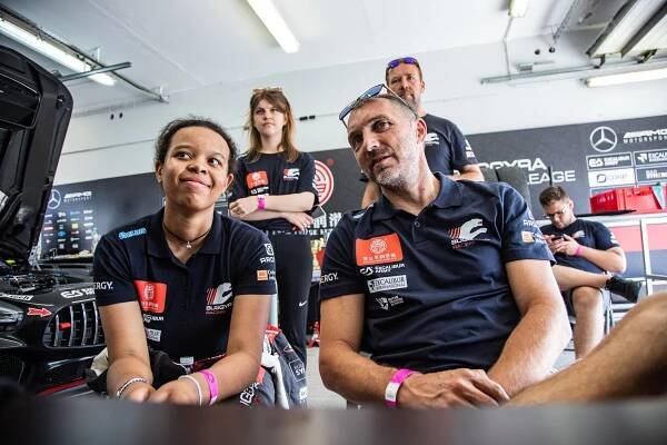 Jochen na to má, ale vyhraje Adam! | BUGGYRA Racing