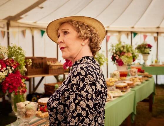 Všechny velké a malé bytosti - Poslední člověk - Z filmu - Patricia Hodge