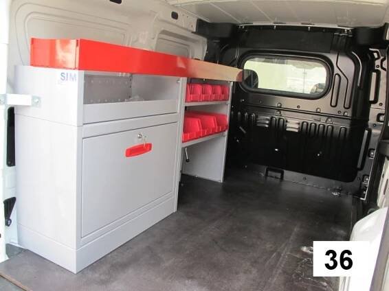 Referenční fotografie vestavby automobilů - dvaptaci.cz - prodej a servis manipulační techniky