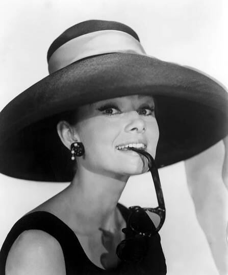 Audrey Hepburn: Přejídala se, kouřila tři krabičky denně a pětkrát potratila
