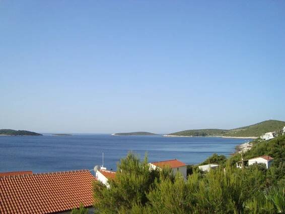 Vis — Appartment 2 Floor — South (2+2***) - Dalmatour tourist agency