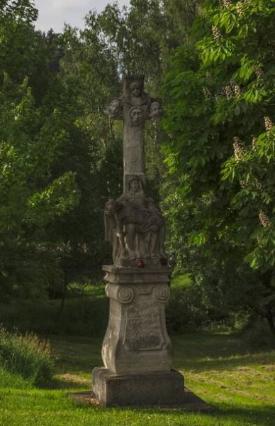 Soubor:Hřešihlavy 2017-05-21 06.jpg – Wikipedie