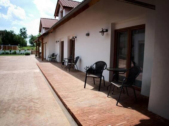 Ubytování ve skvělém apartmánu pro 2 až 4 osoby za 5 600 Kč Haškovcova Lhota Apartmány Lhota • Firmy.cz