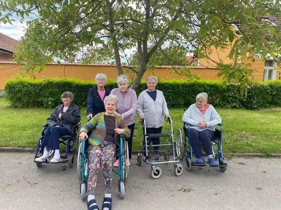 foto aktivity lužec | Senior-komplex.cz