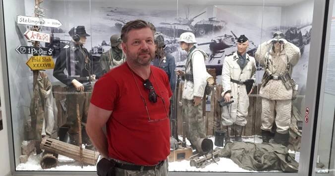 Sběratel uniforem otevřel v Ostravě Vojenské muzeum