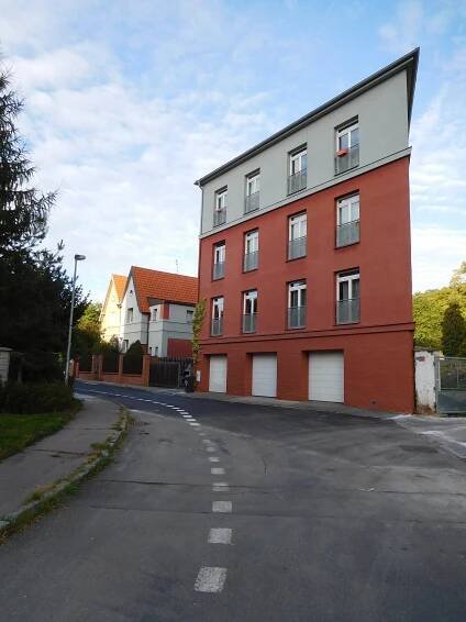 Soubor:Praha Motol U hrusky.jpg – Wikipedie