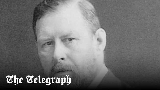 Bram Stoker: 10 facts about Dracula author