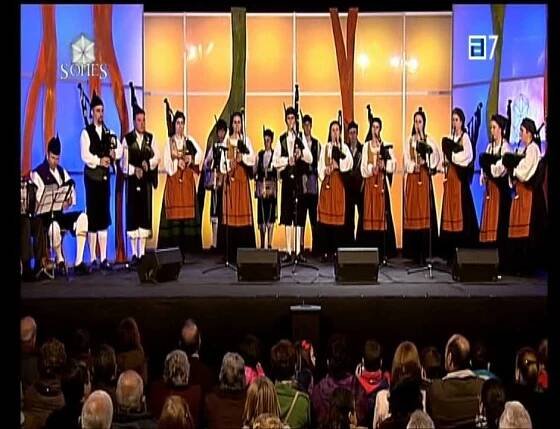 MARCHA VAQUEIRA (Grupo de Gaitas "TEIXO-MANOLO QUIRÓS")