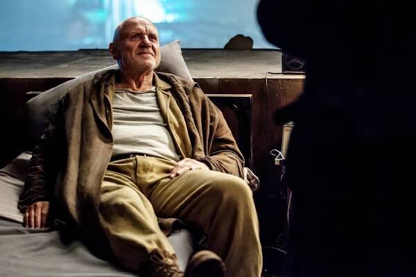 Dominion - Lay Thee Before Kings - Z filmu - Alan Dale