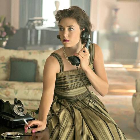 Vanessa Kirby on Being ‘The Badass Royal’ in Netflix's The Crown