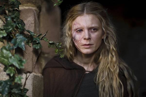 Merlin - Nejtemnější hodina: část 1. - Z filmu - Emilia Fox