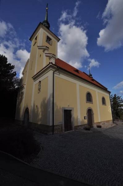 Fotografie - HLOUŠKA - kostel - 02.03.2017