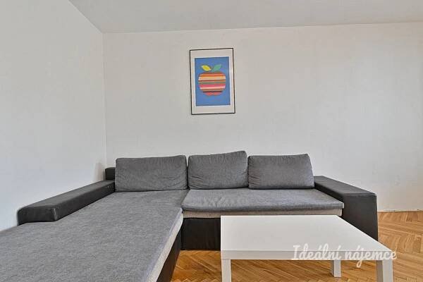 Pronájem Byt 2+1, Sadová, Modřice, okres Brno-venkov