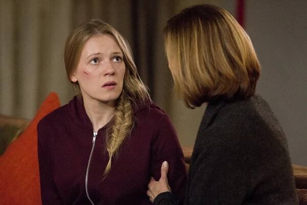 Emma Bell - Dallas - Endgame - Z filmu