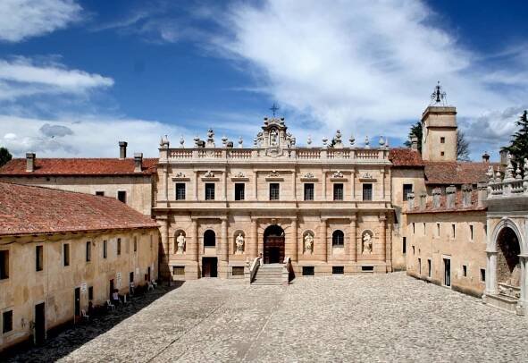 la certosa di san lorenzo - padula