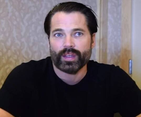 Tim Rozon Biography - Facts, Childhood, Family Life & Achievements