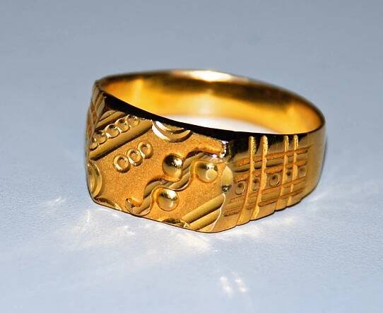 Soubor:The Ring.JPG – Wikipedie