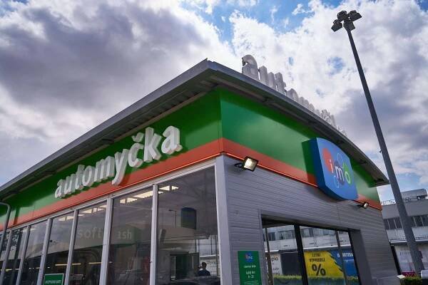 IMO - automyčka | Akrylux s.r.o. | Světelná a nesvětelná reklama - Benátky nad Jizerou, Praha