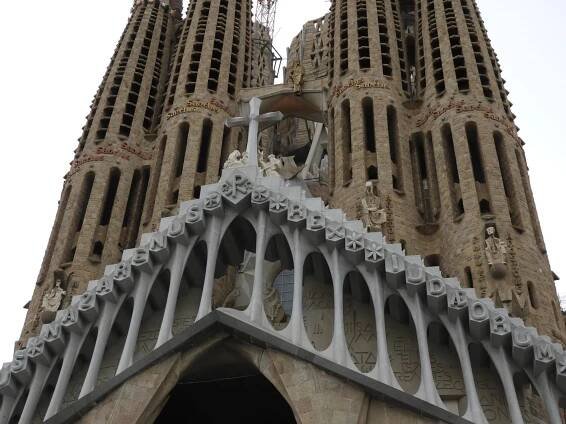 Český text v chrámu Sagrada Família v katalánské Barceloně pohladí po duši
