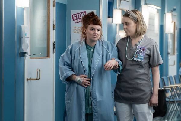 Syke - Kipukynnys 1/4 - Z filmu - Asta Sveholm, Amelie Blauberg
