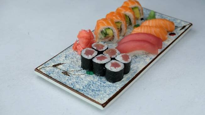 Running sushi Ginza | Wolt | Doručení | Jesenice-Průhonice