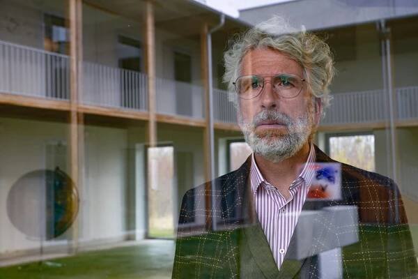 Dirk Stermann - Místo činu - Was ist das für eine Welt - Z filmu
