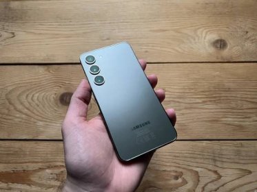 Samsung již testuje One UI 6.1 na Galaxy S23