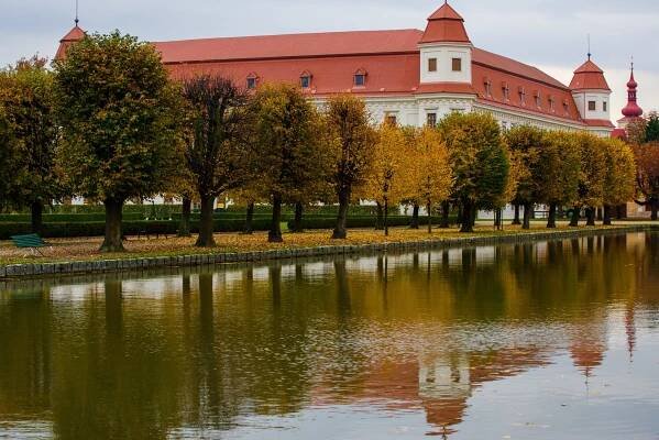 podzimni-zamecka-zahrada-holesov - ZLIN.CZ