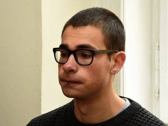 Ševcov musí upřesnit, proč chce od státu 1,3 milionu. Soud jednání odročil