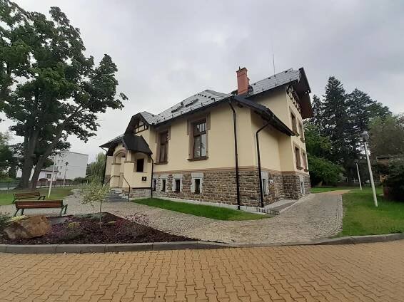 Historická Dohnálkova vila v Háji ve Slezsku se proměnila v komunitní centrum