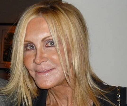 Joan Van Ark Biography - Facts, Childhood, Family Life & Achievements