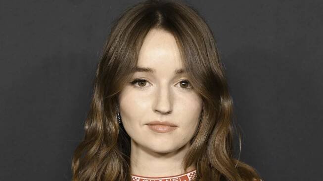 Kaitlyn Dever - Actress