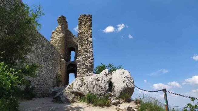 Výlet na Sirotčí hrad na Pálavě