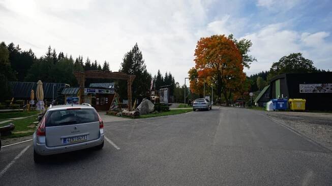 Parkoviště u lanovky centrum - Harrachov Info