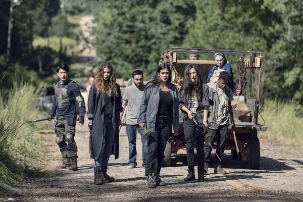 Nadia Hilker, Alanna Masterson, Eleanor Matsuura, Angel Theory - Walking Dead - Kritické miesto - Z filmu