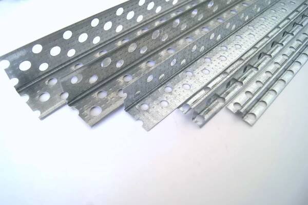 Rozměry profilů pro sádrokartonové desky: typy kovových profilů pro sádrokartonové desky, parametry vodícího kovového profilu