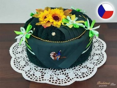 Textilní dort z osušky Sofie tmavě zelený myslivecký