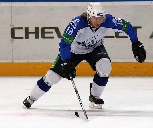 Netík ukončil v KHL po měsíci čekání na gól a Slovan vyhrál