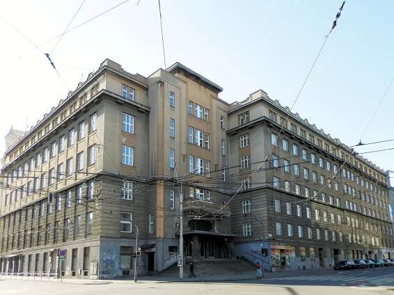 Soubor:Městský dům Brno Kounicova č.514-1.jpg – Wikipedie