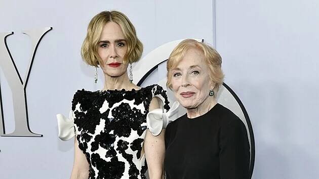 Sarah Paulsonová a Holland Taylorová na Tony Awards v New Yorku (16. června 2024)