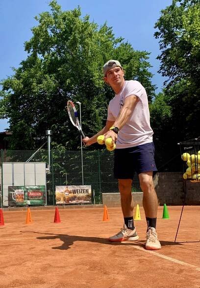 Tenis Brno, Líšeň. Tenis u lomu, tenisová škola a příměstský tenisový tábor
