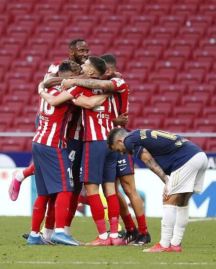 Boj do posledního kola. Atlético otáčelo a drží náskok dvou bodů na Real