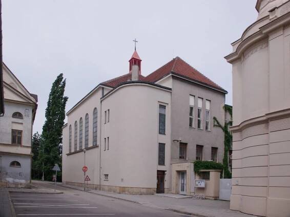 Původní prostějovská synagoga dnes slouží jako Husův sbor | Olomouc