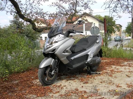 Kymco Myroad 700i