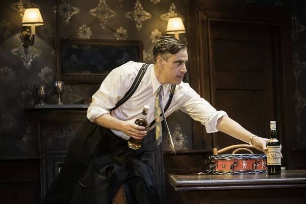 Stephen_Mangan_Photo_by_Johan_Persson.jpg