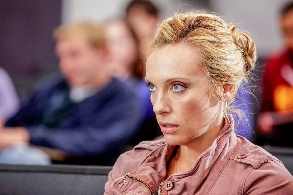 Tara a její svět - The Electrifying & Magnanimous Return of Beaverlamp - Z filmu - Toni Collette