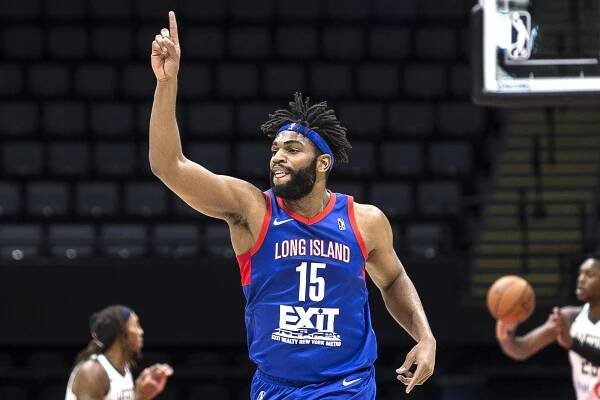 Alan Williams