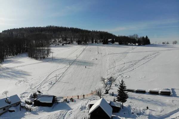 Skiareál Sklenařice  - vlek Metlák a Sklenařičák foto 2
