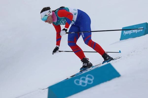 Jakš a Razým byli ve sprintu sedmí. Björgenová vylepšila olympijský rekord